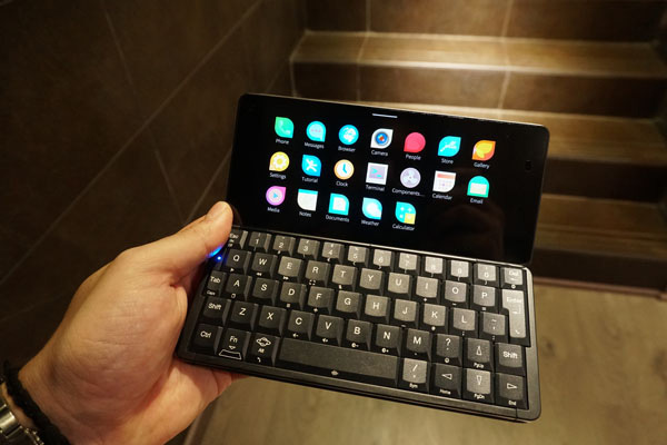 Gemini PDA con Sailfish OS