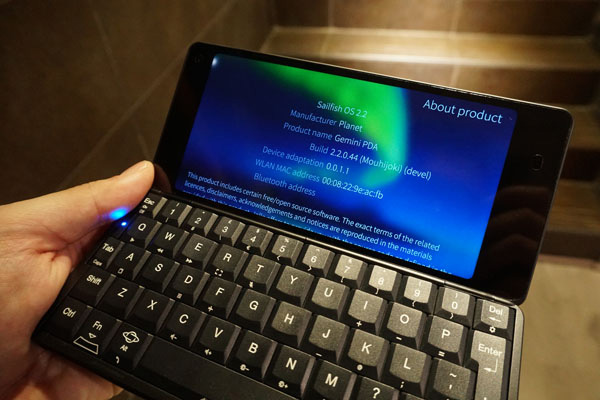 Gemini PDA con Sailfish OS