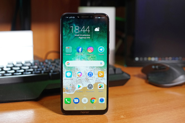 Honor Play è in vendita a 300 euro