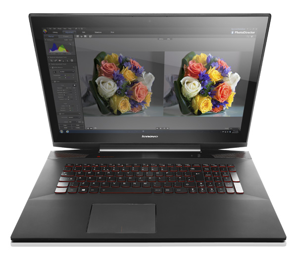 Lenovo Y70 visto frontalmente