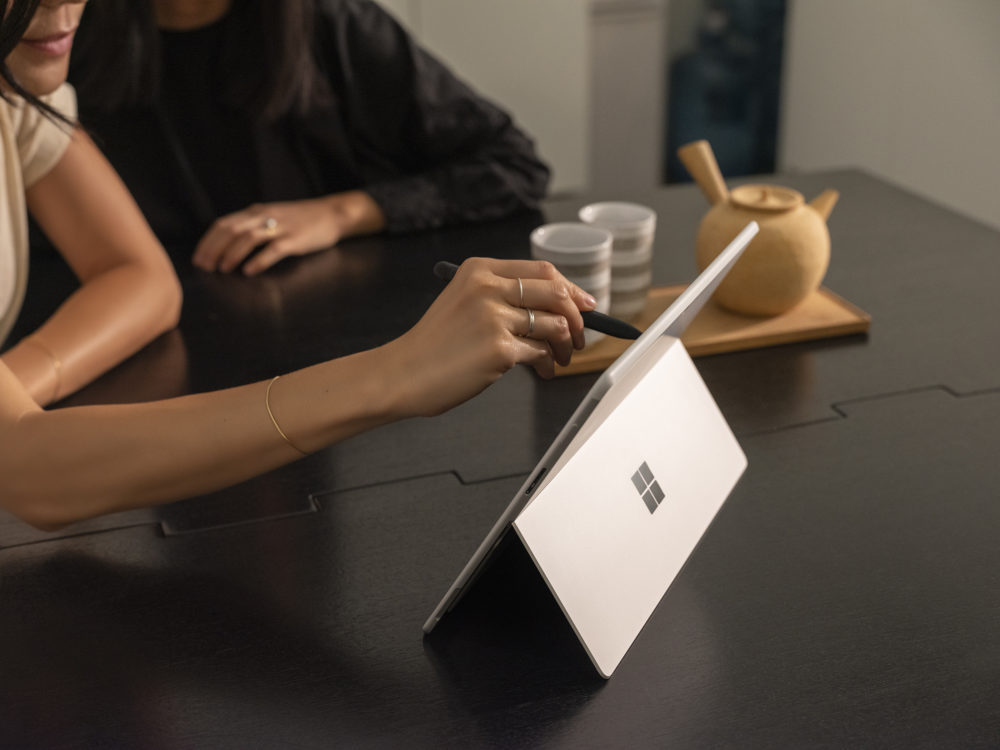 Microsoft Surface Pro X 