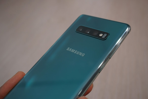 Samsung Galaxy S10+