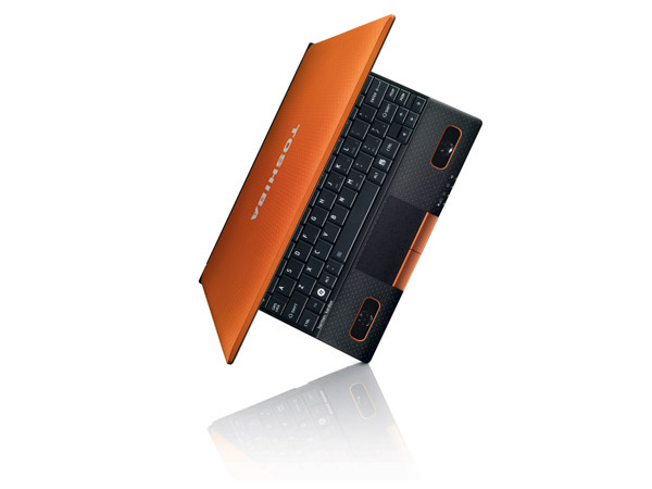 Toshiba NB520 arancio