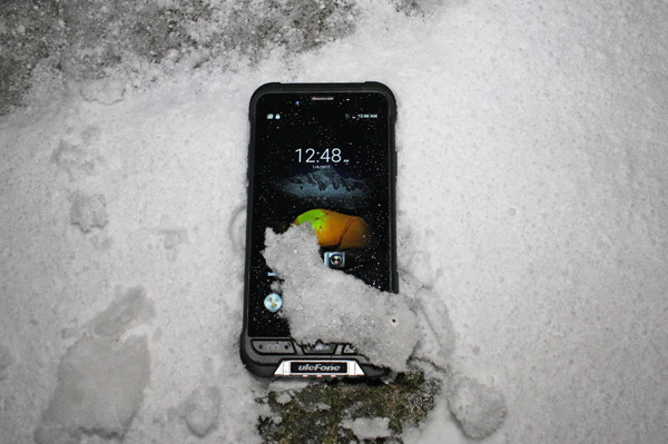 Ulefone Armor ovviamente resiste anche alla neve